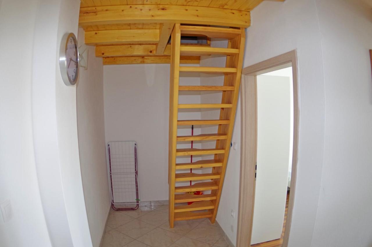 Holiday Apartments In House Sanja Rakalj Kültér fotó