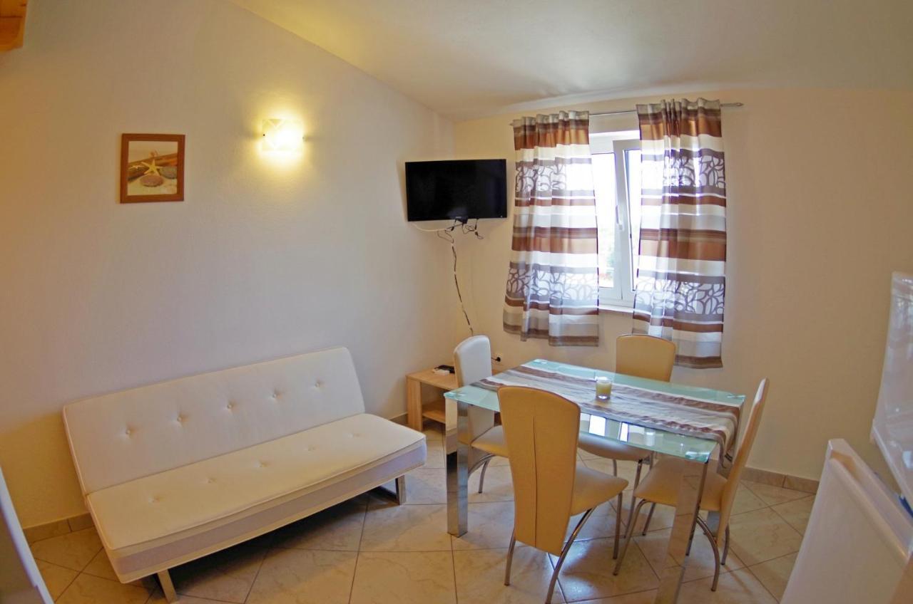 Holiday Apartments In House Sanja Rakalj Kültér fotó