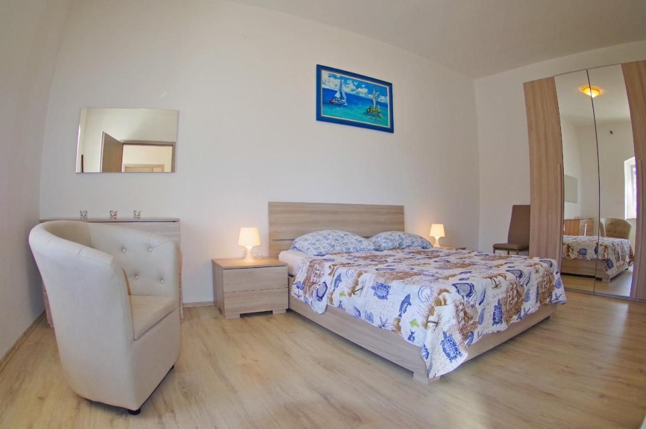 Holiday Apartments In House Sanja Rakalj Kültér fotó